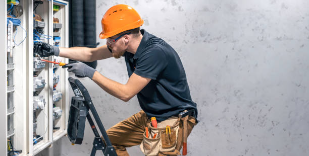 Best Circuit Breaker Repair  in Oral City, FL
